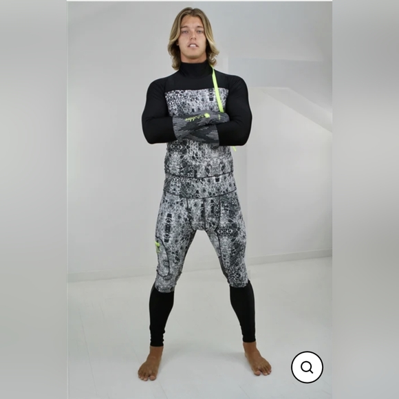 Men's full body swimsuit SPF 50+ - Picture 1 of 3